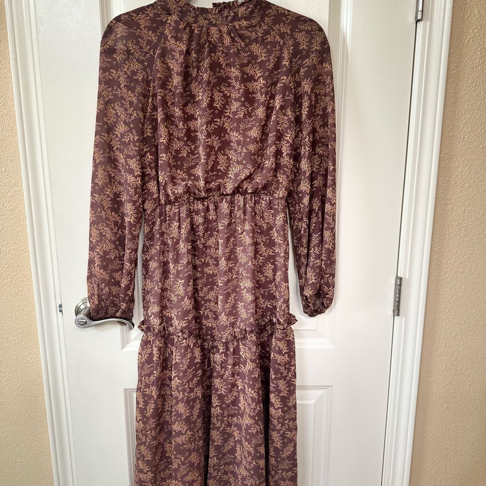 Perfect conservative but cute dress!